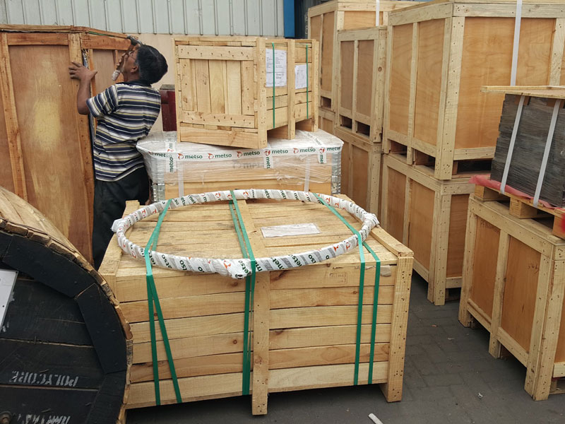 Vehicle movers packers